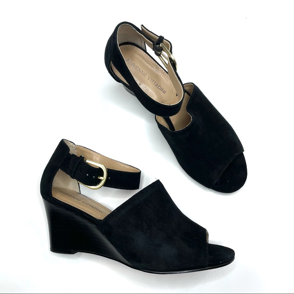 Adrienne Vittadini Black Suede Wedge Sandal Size 7